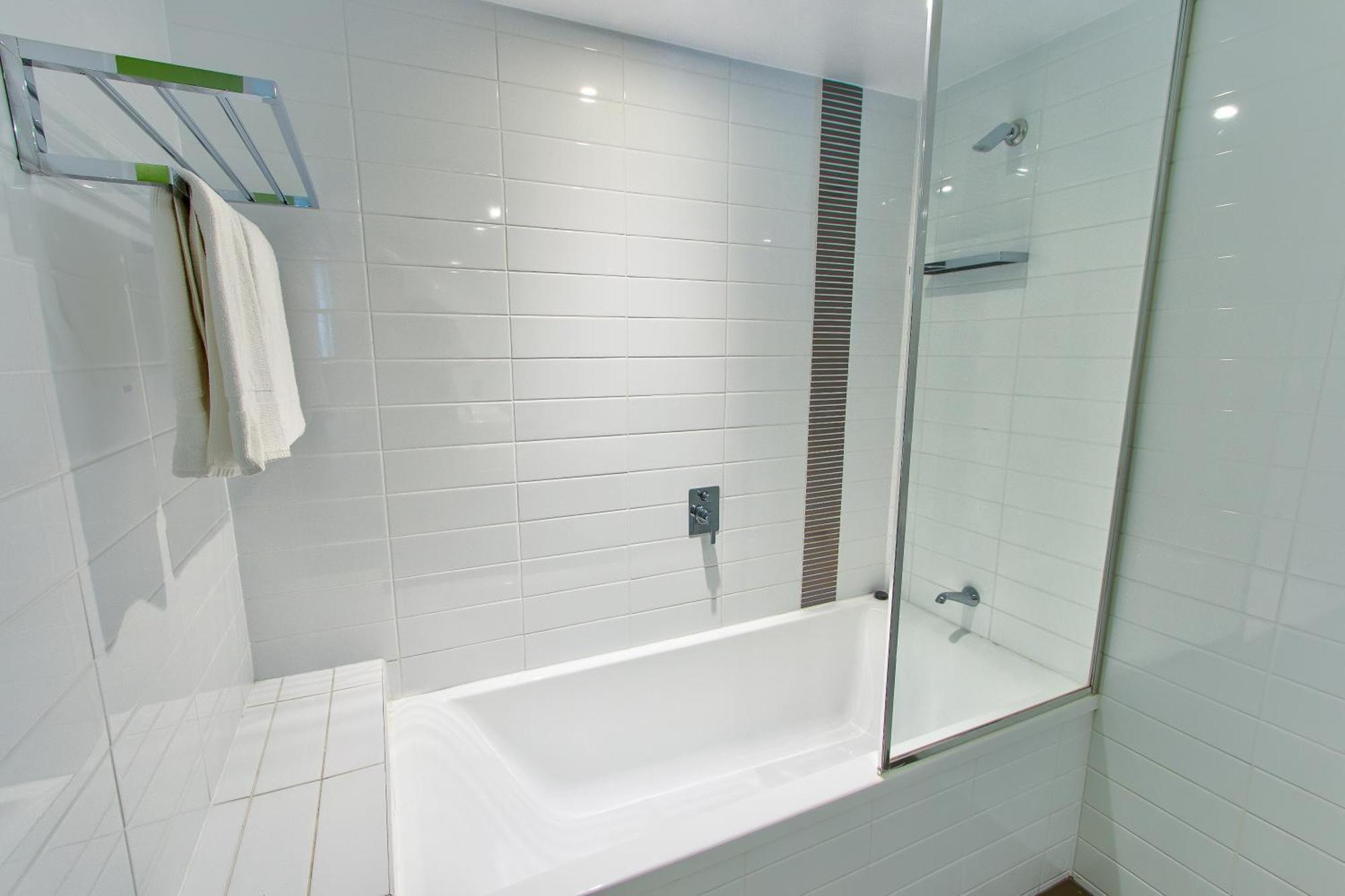 Mackay Oceanside Central Hotel Official ภายนอก รูปภาพ
