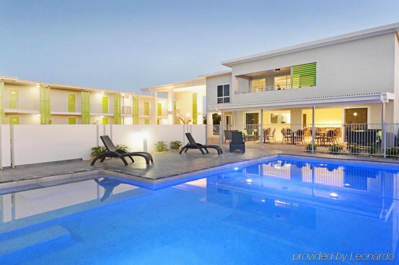 Mackay Oceanside Central Hotel Official ภายนอก รูปภาพ