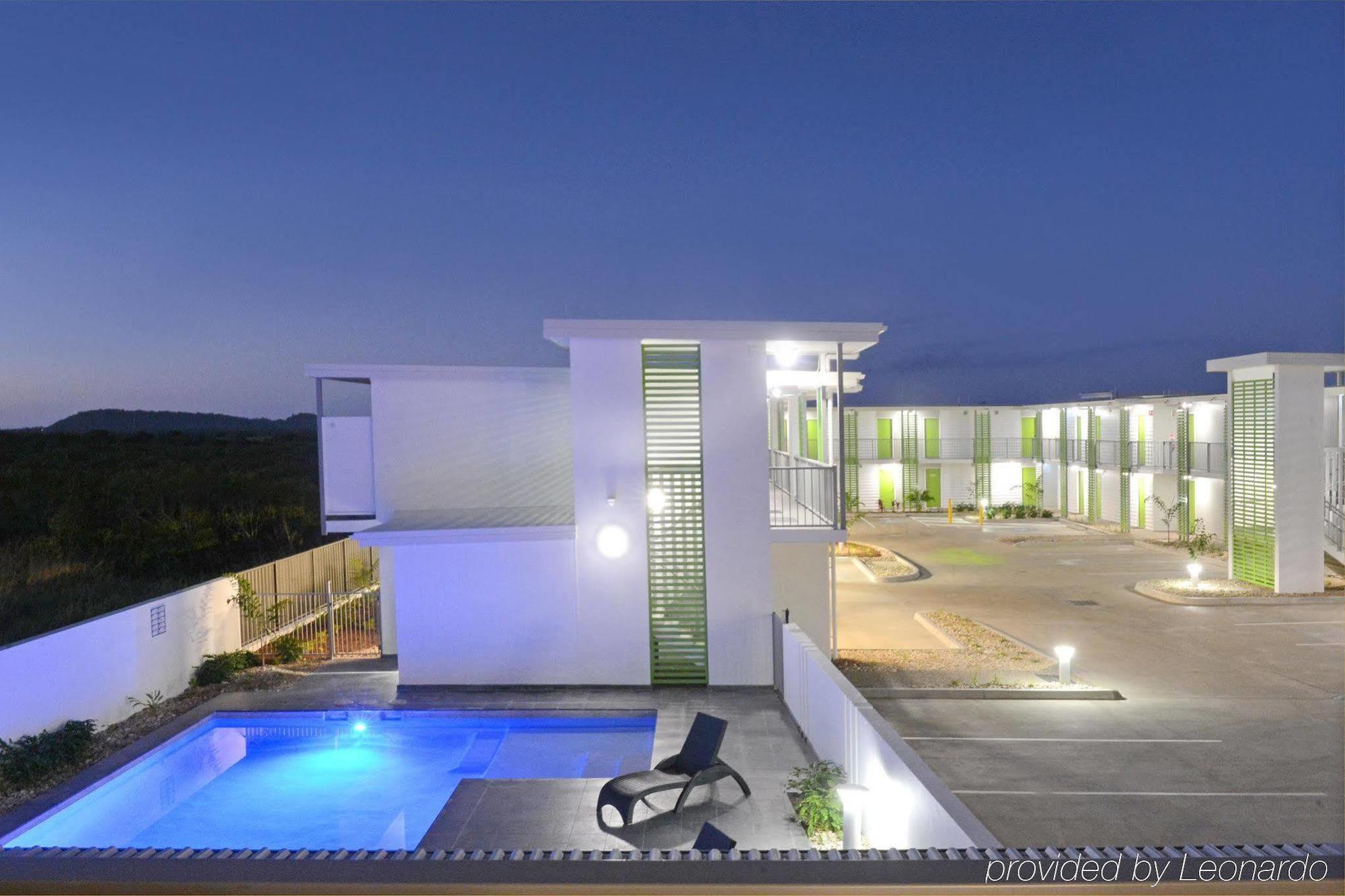 Mackay Oceanside Central Hotel Official ภายนอก รูปภาพ