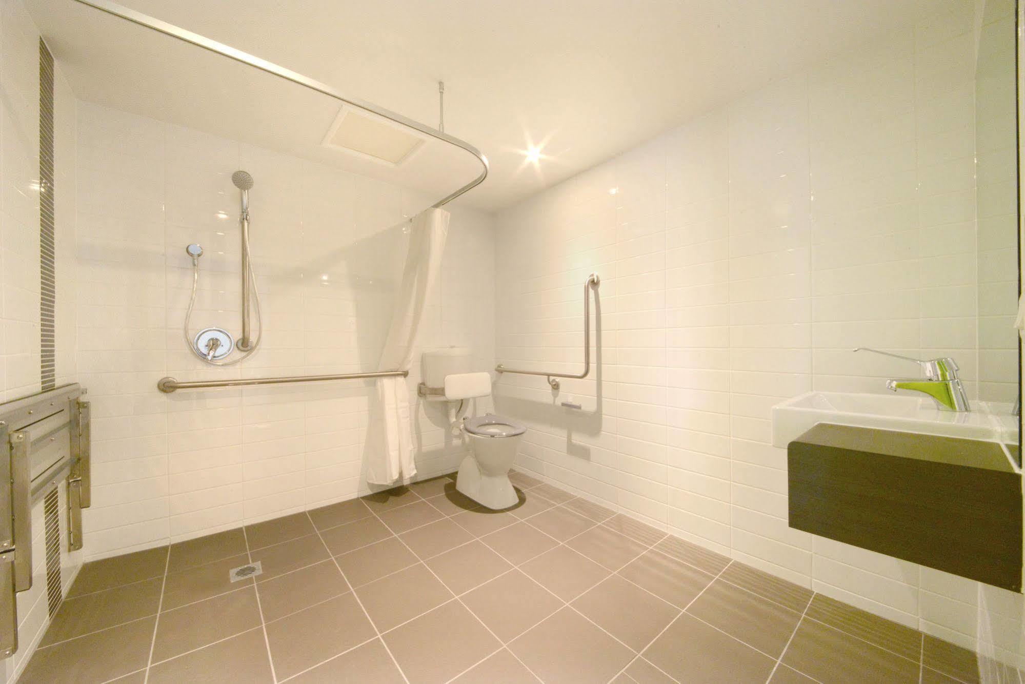 Mackay Oceanside Central Hotel Official ภายนอก รูปภาพ